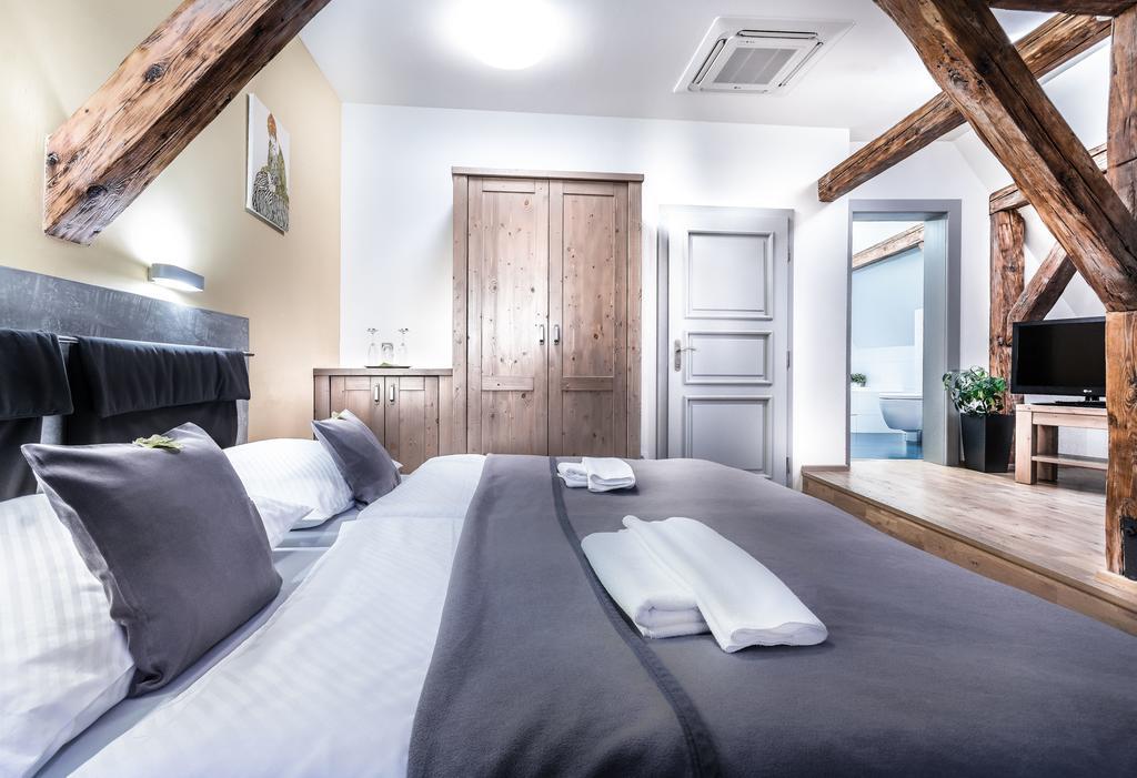 Pension Athanor Cesky Krumlov Exterior photo